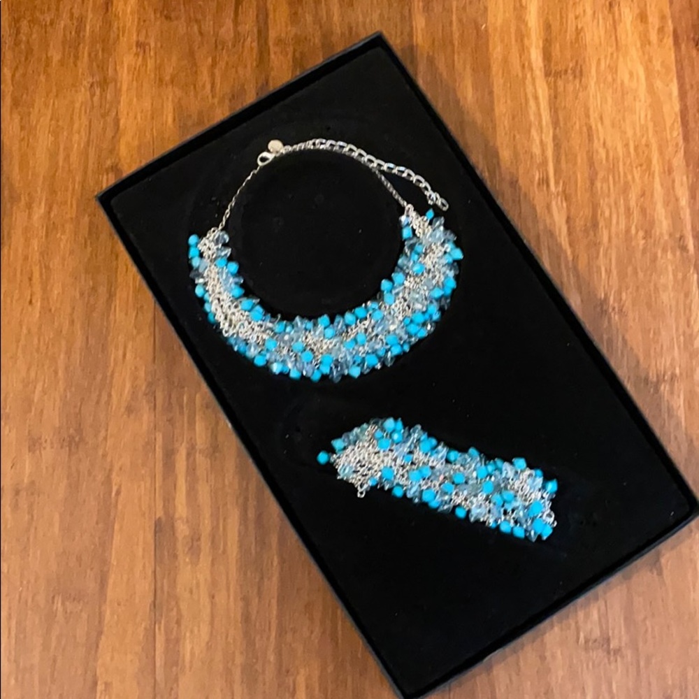 Matching necklace and bracelet set
